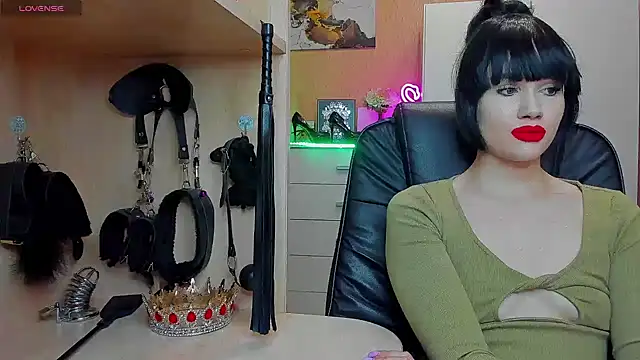 Snapshot of KristiTopxx chatting on 06-03-26, 06:35 KristiTopxx online show from 06-03-26, 06:35