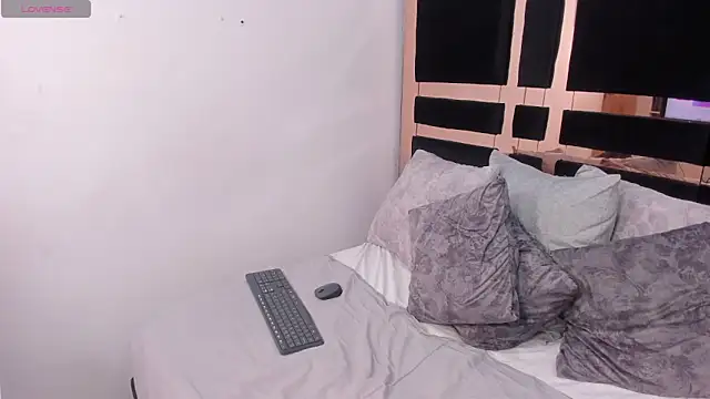 ursafrost online show from 03-25-26, 04:07