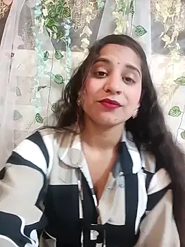 Snapshot of lovely-girl99 chatting on 03-30-26, 05:30 lovely-girl99 online show from 03-30-26, 05:30