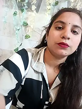 Snapshot of lovely-girl99 chatting on 04-07-26, 04:46 lovely-girl99 online show from 04-07-26, 04:46