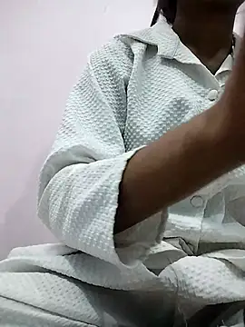 Karishma 88 online show from 03-25-26, 05:46