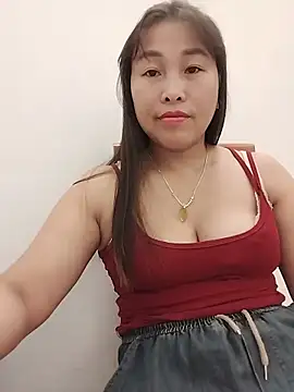 Snapshot of 01_ANNA_01 chatting on 06-16-26, 05:15 01 ANNA 01 online show from 06-16-26, 05:15