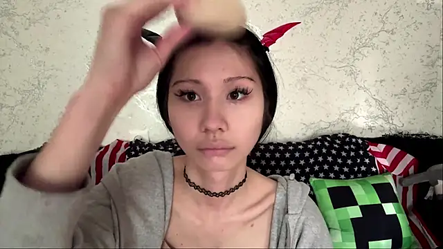 Snapshot of kishagrayone chatting on 05-22-26, 12:44 kishagrayone online show from 05-22-26, 12:44