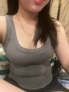 Snapshot of Sullys_ chatting on 03-19-26, 02:59 Sullys online show from 03-19-26, 02:59
