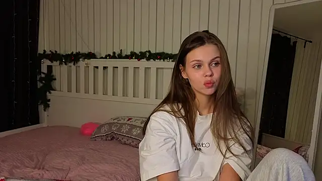 EarthaLevra online show from 03-14-26, 09:09