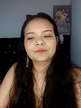 Emily Rouse23 online show from 05-06-26, 03:46