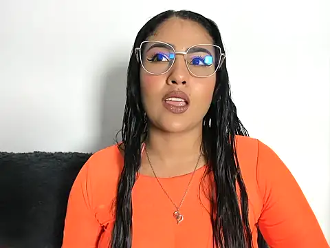 TatyGomez  online show from 05-18-26, 08:31