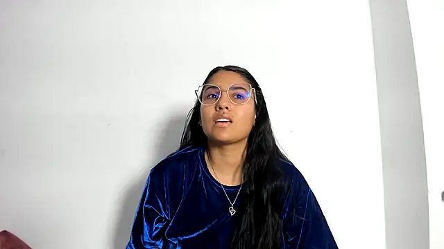 TatyGomez  online show from 07-01-26, 04:03
