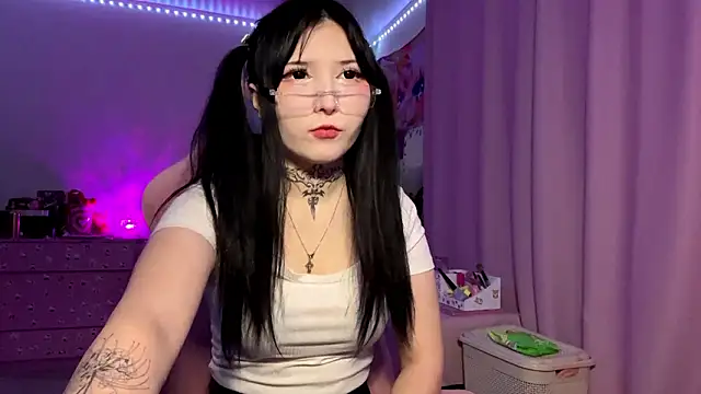 AlexaTripi online show from 03-05-26, 02:02