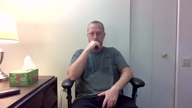 Snapshot of tytheexhibionist chatting on 07-09-26, 02:21 tytheexhibionist online show from 07-09-26, 02:21
