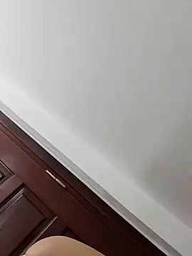 Jinnie sexy online show from 04-20-26, 01:03