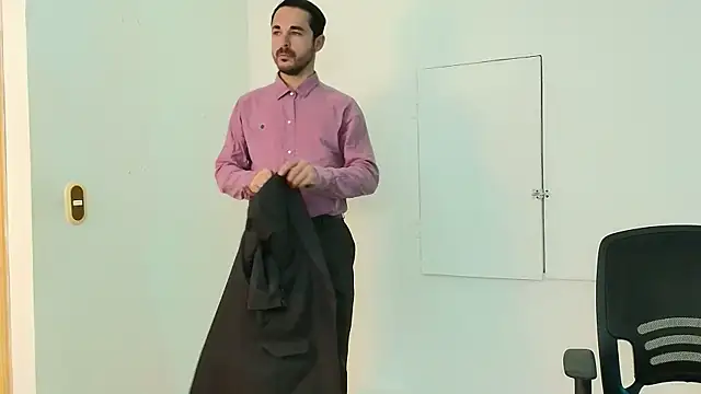 Adams Sanz online show from 06-18-26, 07:18