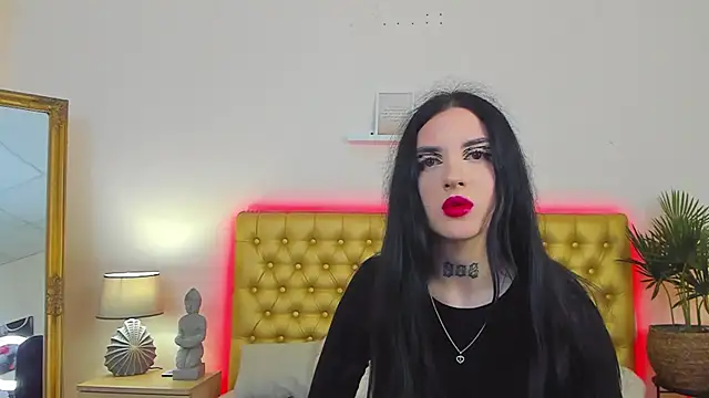 TiffanyHhot online show from 04-02-26, 12:36