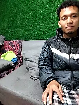 MaskedLatinaX online show from 04-23-26, 04:03