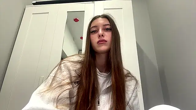 selena favn online show from 03-04-26, 03:12