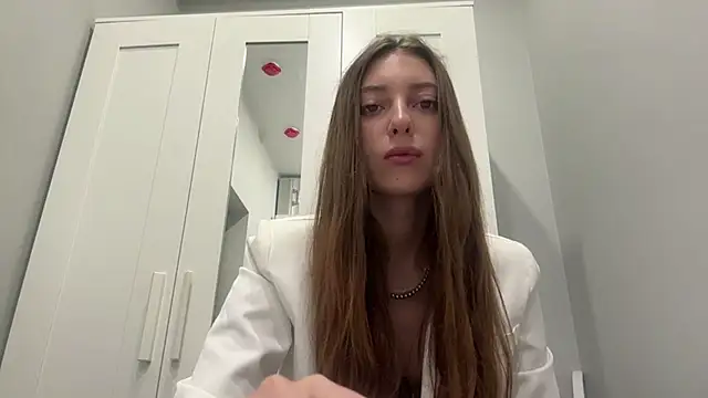 selena favn online show from 04-02-26, 01:14