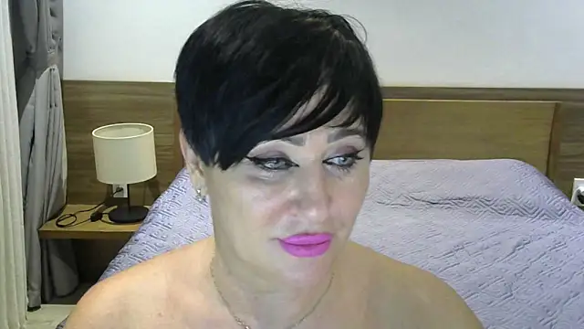 Snapshot of Kleotempt chatting on 07-17-26, 05:18 Kleotempt online show from 07-17-26, 05:18