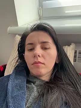 Oliviya smiley  online show from 03-04-26, 12:33