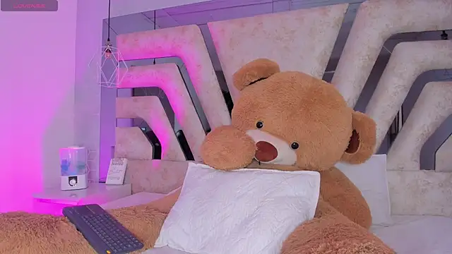 AuroraFlowers online show from 03-31-26, 07:25