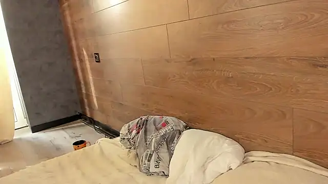 AmmyLuu online show from 04-20-26, 12:41