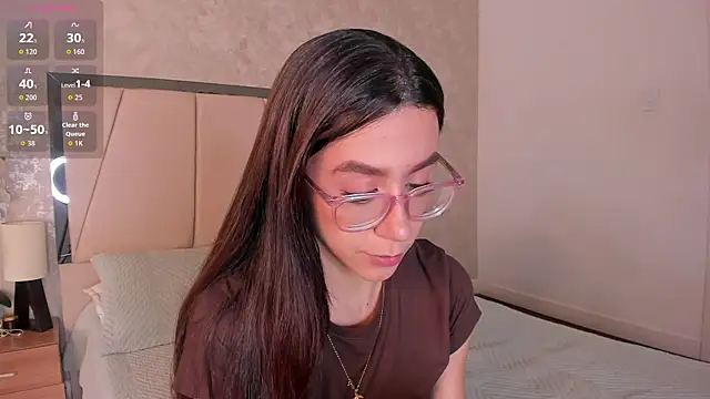 Arii wilde online show from 06-19-26, 12:42
