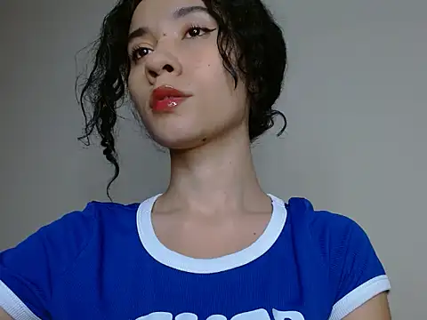 helena hadler online show from 03-17-26, 07:28