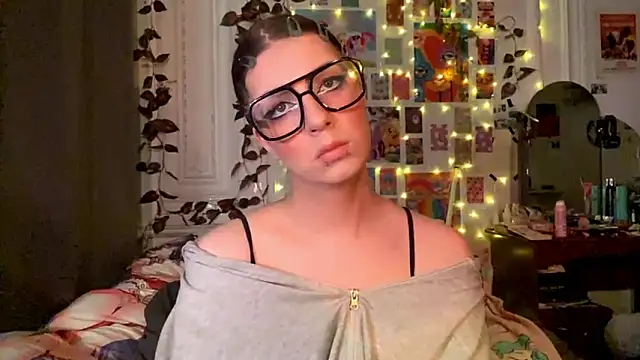 moonvampiq online show from 03-05-26, 10:39