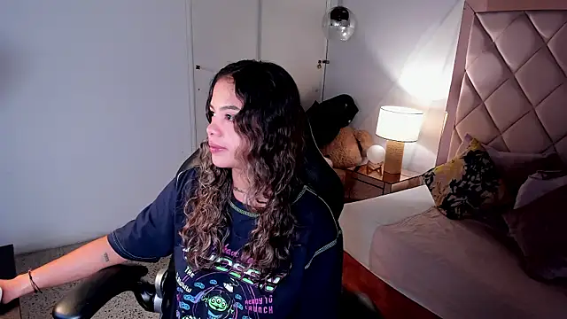 dulce lyraa1 online show from 05-28-26, 03:59