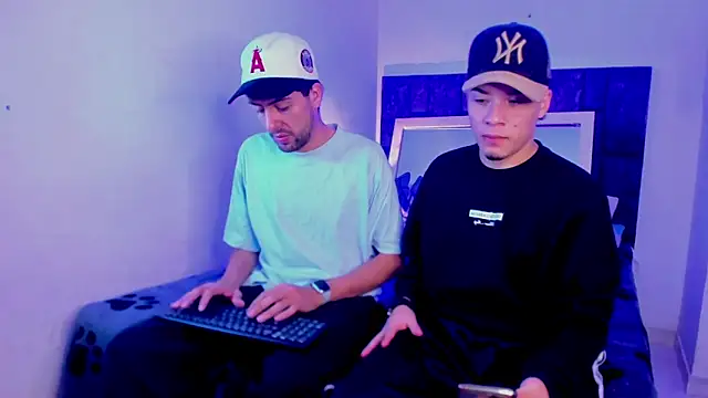 alex and christhoper online show from 03-28-26, 06:46