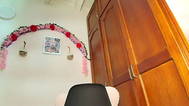 Snapshot of khoe777 chatting on 03-08-26, 02:04 khoe777 online show from 03-08-26, 02:04