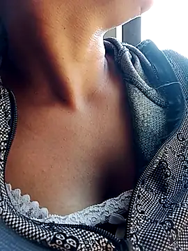 mami-rubi online show from 04-12-26, 09:03