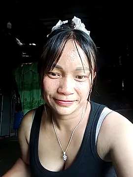 Snapshot of mami-rubi chatting on 04-28-26, 03:00 mami-rubi online show from 04-28-26, 03:00