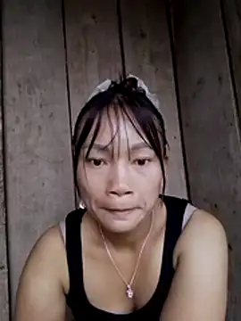 Snapshot of mami-rubi chatting on 05-16-26, 10:41 mami-rubi online show from 05-16-26, 10:41