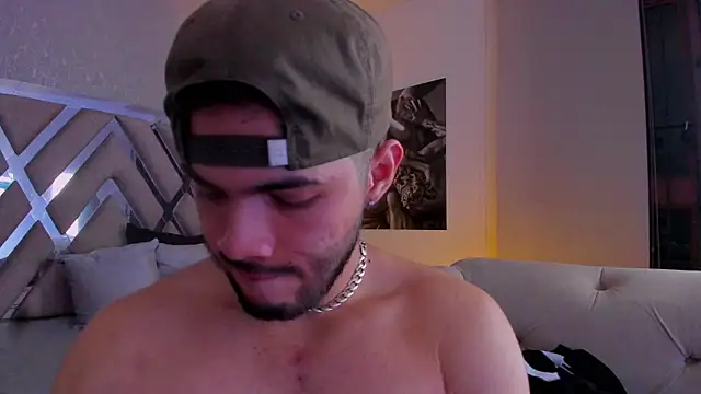 Snapshot of Vincentblack chatting on 06-17-26, 07:00 Vincentblack online show from 06-17-26, 07:00