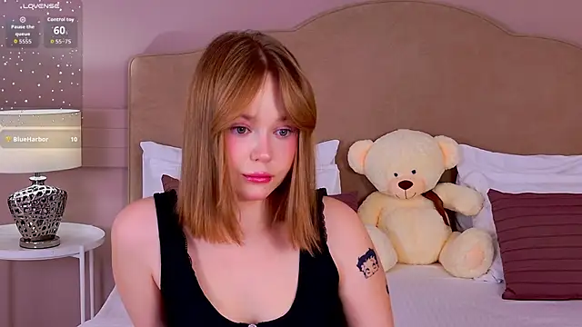 ElaraVance online show from 07-30-26, 05:06