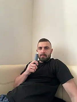 Snapshot of VANYA1997 chatting on 04-27-26, 08:12 VANYA1997 online show from 04-27-26, 08:12