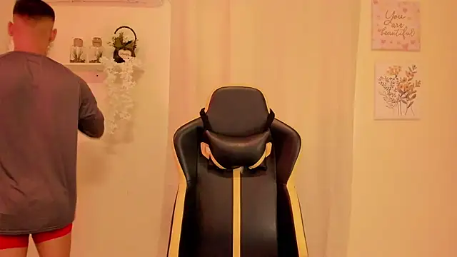 sexy andres01 online show from 03-18-26, 01:36