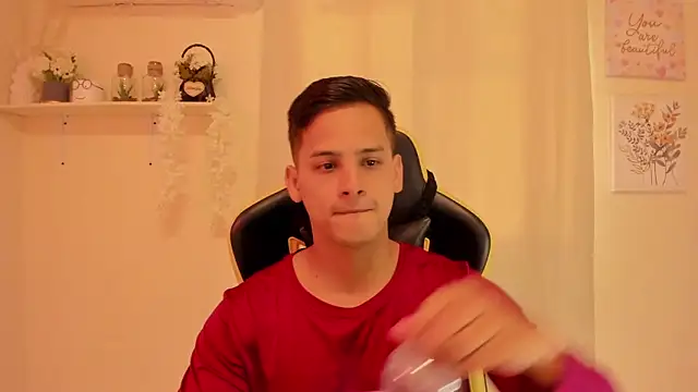 sexy andres01 online show from 04-09-26, 02:44