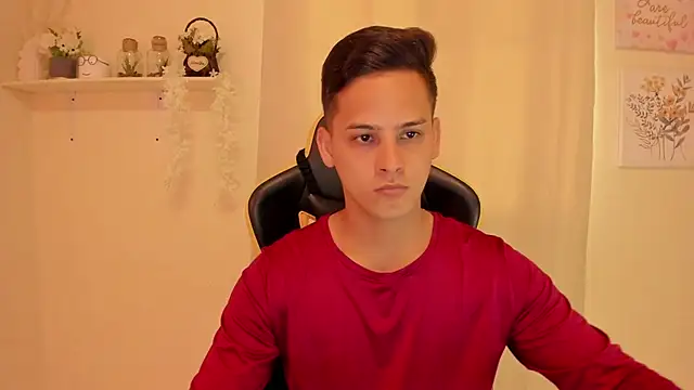 sexy andres01 online show from 04-10-26, 02:55