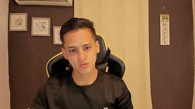 sexy andres01 online show from 07-21-26, 10:12