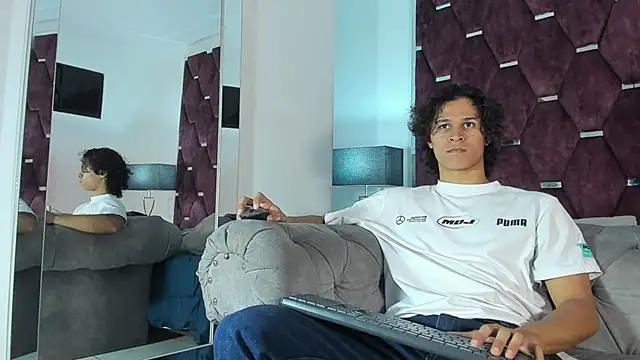 TonyBenedetti online show from 04-07-26, 08:20