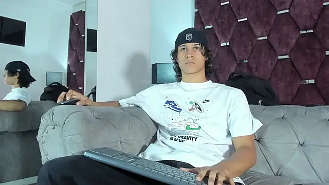 TonyBenedetti online show from 04-10-26, 10:03