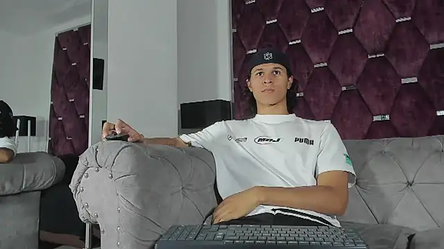 TonyBenedetti online show from 05-17-26, 08:38