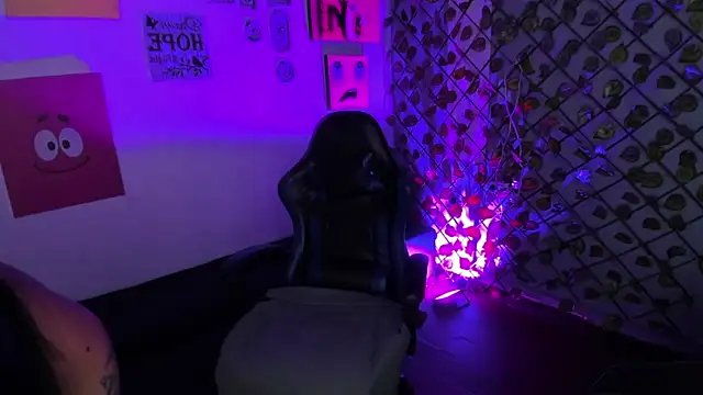 Megan Collinss1 online show from 03-07-26, 06:49