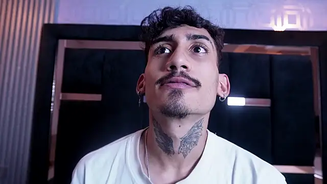 Dark Eros  online show from 04-19-26, 03:50