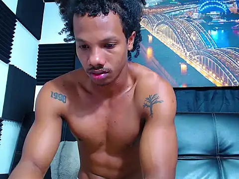 Snapshot of Josh_fit7 chatting on 03-27-26, 01:22 Josh fit7 online show from 03-27-26, 01:22