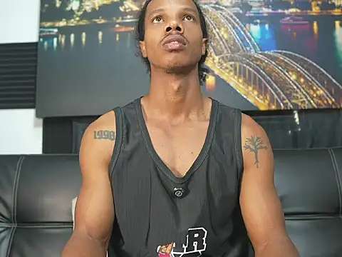 Snapshot of Josh_fit7 chatting on 06-19-26, 02:54 Josh fit7 online show from 06-19-26, 02:54