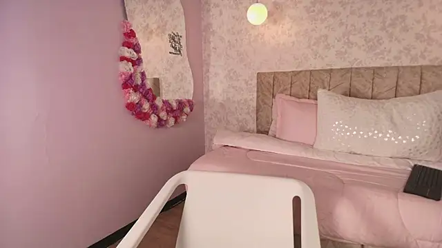 lovely julls online show from 03-03-26, 02:45