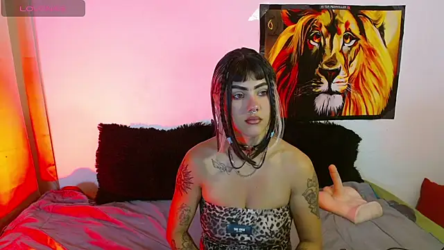 Divinejewel69 online show from 05-12-26, 02:14