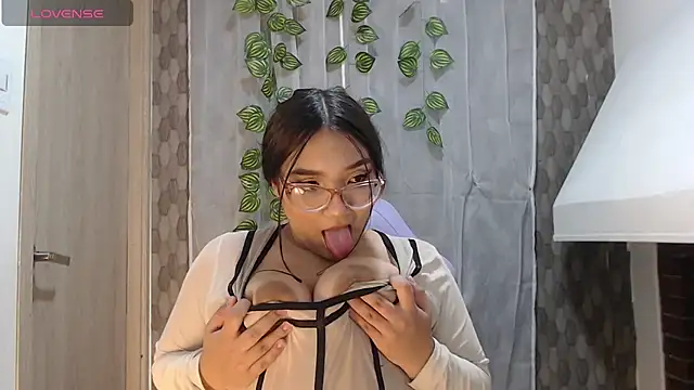 anyela donecm online show from 03-28-26, 07:35